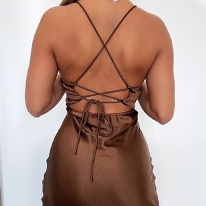 MISSLOLA Rust Satin Slip Dress 
*Never Worn*
#misslola #rust #satin #maxidress